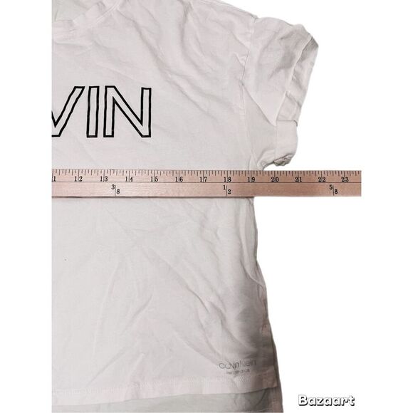 Calvin Klein Logo top. Size medium.  - Picture 4 of 6